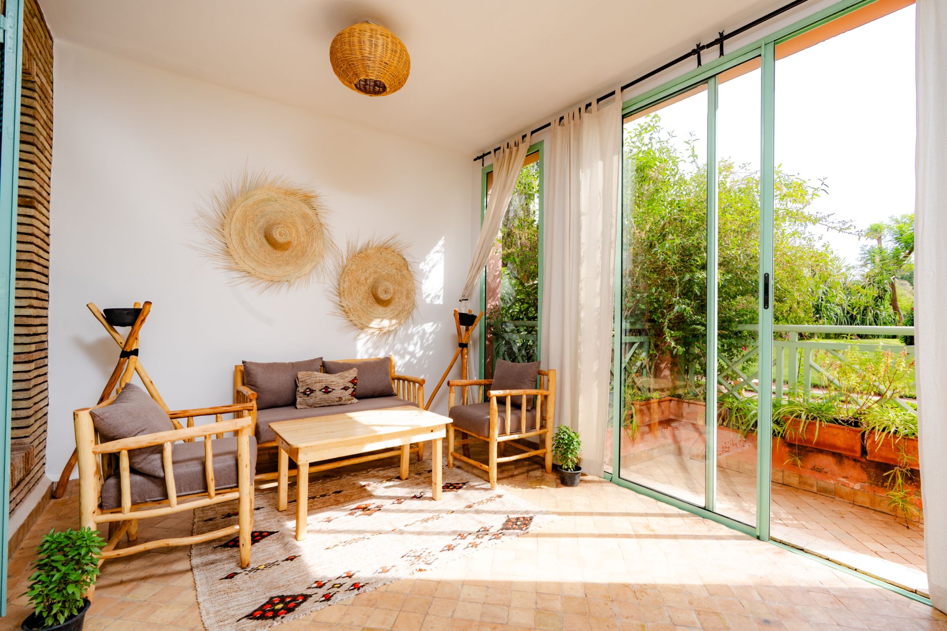 Appartement rez-de-jardin meublé à louer à Hivernage