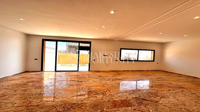 Villa avec piscine à vendre sur la route d’Agadir