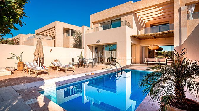 Villa moderne avec piscine en vente à Agdal