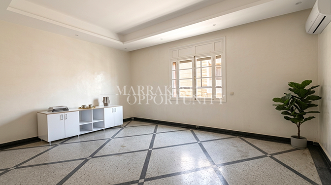 Location Bureau Professionnel de 106 m² au Centre de Guéliz