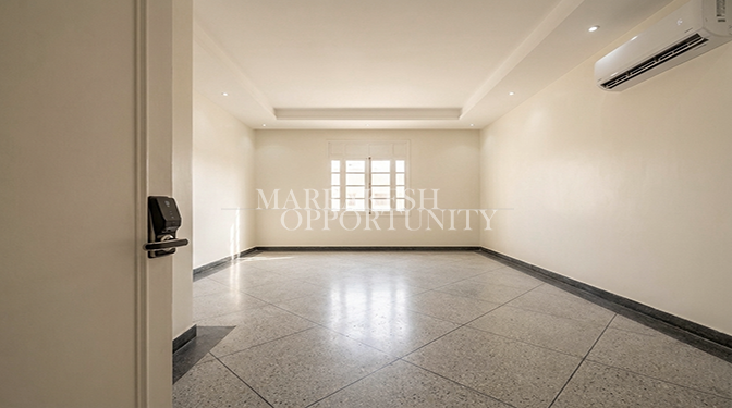 Location Bureau Professionnel de 106 m² au Centre de Guéliz