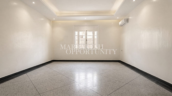 Location Bureau Professionnel de 106 m² au Centre de Guéliz