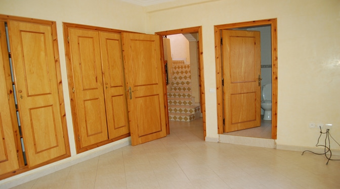 Location longue durée villa targa dans une résidence avec piscine