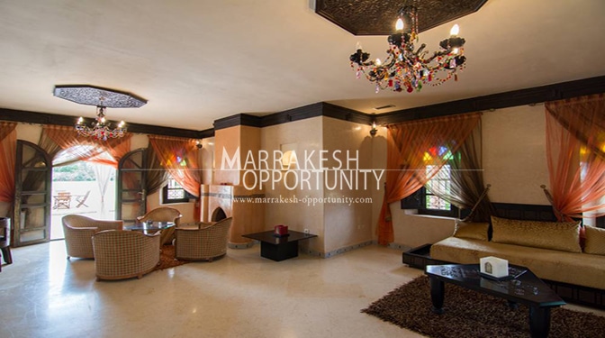 Location villa avec piscine privative sur la route de ourika