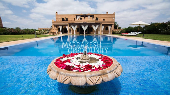 Location villa avec piscine privative sur la route de ourika