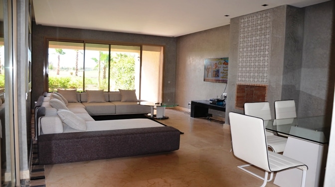 Location villa moderne à prestigia