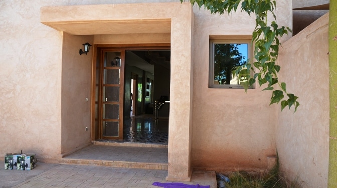 Location villa moderne à prestigia