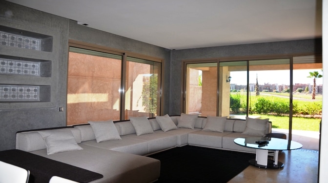 Location villa moderne à prestigia