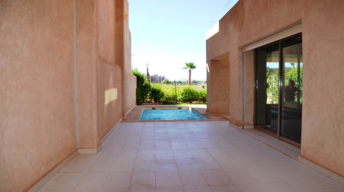 Location villa moderne à prestigia