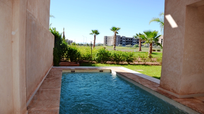 Location villa moderne à prestigia