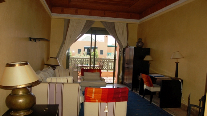 Appartement meublé à la palmeraie avec une grande terrasse