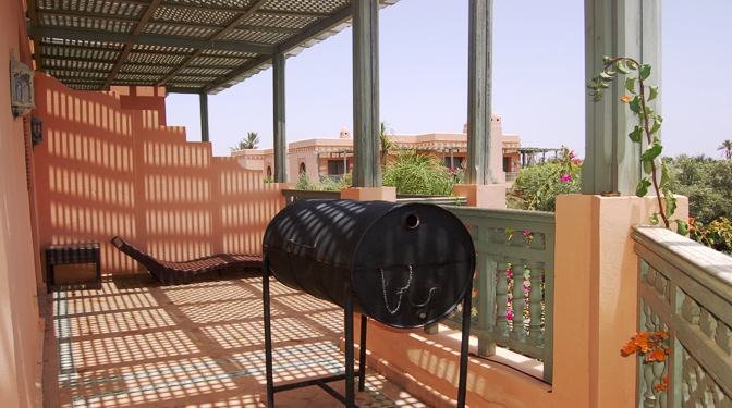 Appartement meublé à la palmeraie avec une grande terrasse