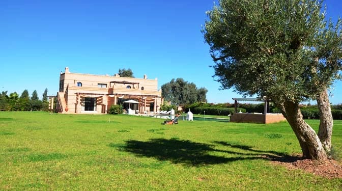 Location longue durée villa sur route de l’ourika avec vue atlas