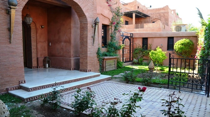 Location longue durée villa avec piscine et vue dégagé à la palmeraie