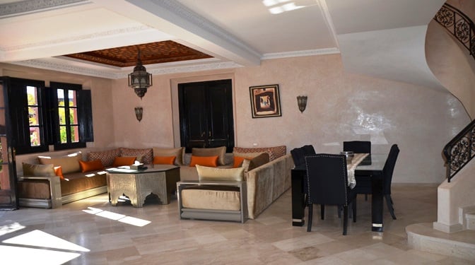 Location longue durée villa avec piscine et vue dégagé à la palmeraie