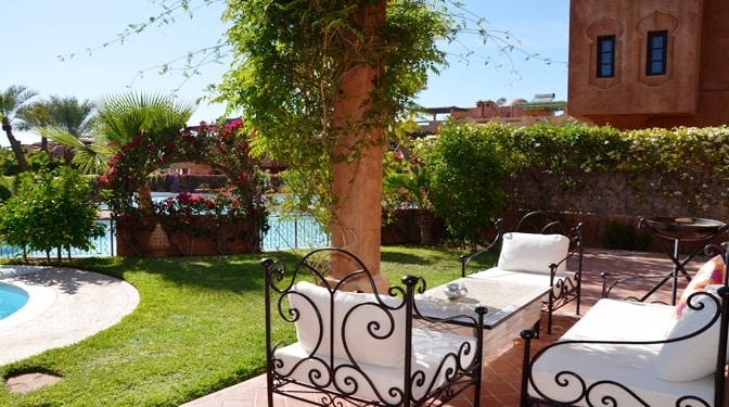 Location longue durée villa avec piscine et vue dégagé à la palmeraie