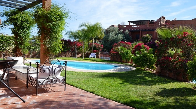 Location longue durée villa avec piscine et vue dégagé à la palmeraie