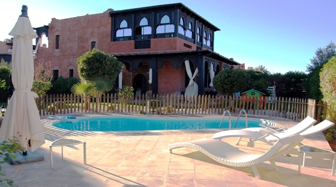 Furnished Villa for Sale with Pool in Palmeraie