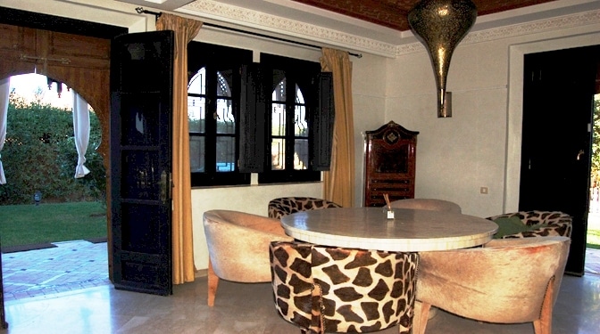 Furnished Villa for Sale with Pool in Palmeraie