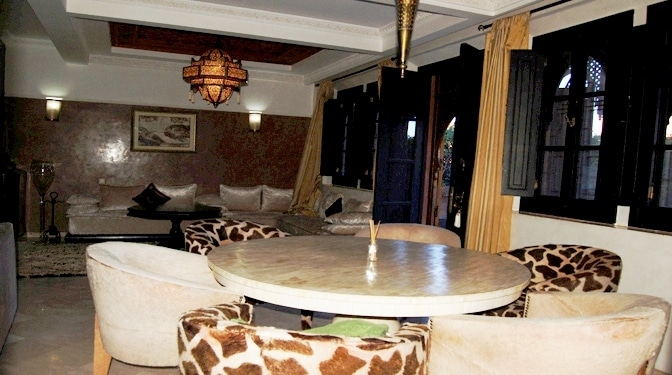 Furnished Villa for Sale with Pool in Palmeraie