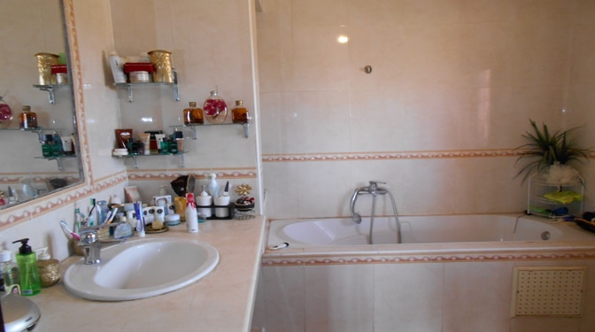 Furnished Villa for Sale in Route de l'Ourika