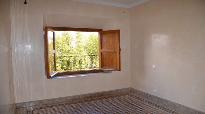 Location longue durée villa vide avec piscine privative