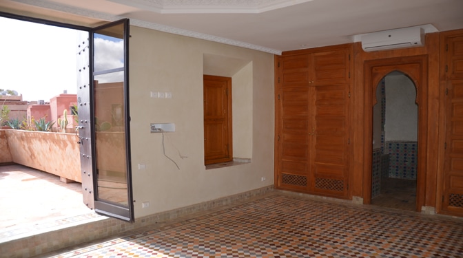 Location longue durée villa vide avec piscine privative