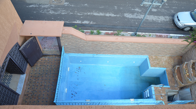 Location longue durée villa vide avec piscine privative