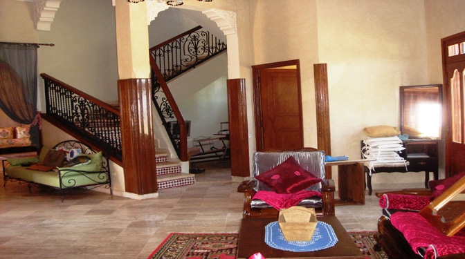 Villa for Sale with Pool in Route Ouarzazate