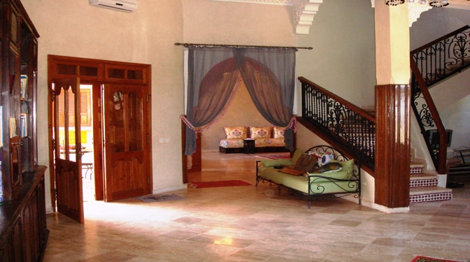 Villa for Sale with Pool in Route Ouarzazate