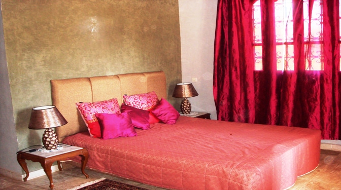 Villa for Sale with Pool in Route Ouarzazate