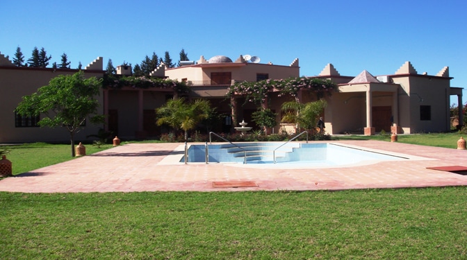 Villa for Sale with Pool in Route Ouarzazate