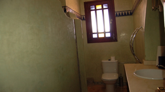 Villa for Sale with Pool in Route Ouarzazate - Photo 16