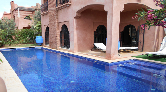 Vente villa authentique sur la route de Fés