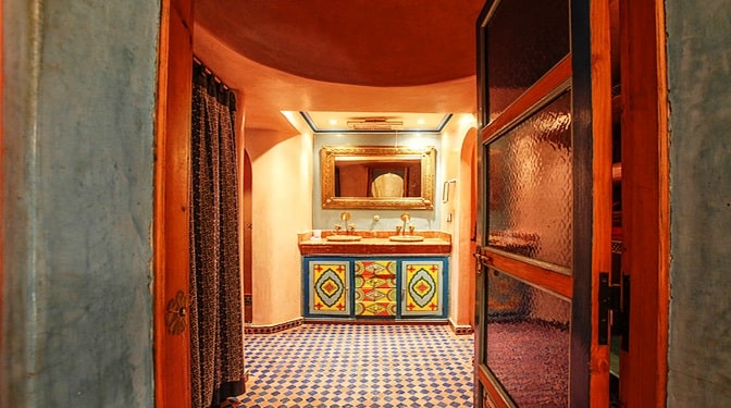 Riad for Sale with Pool in Medina