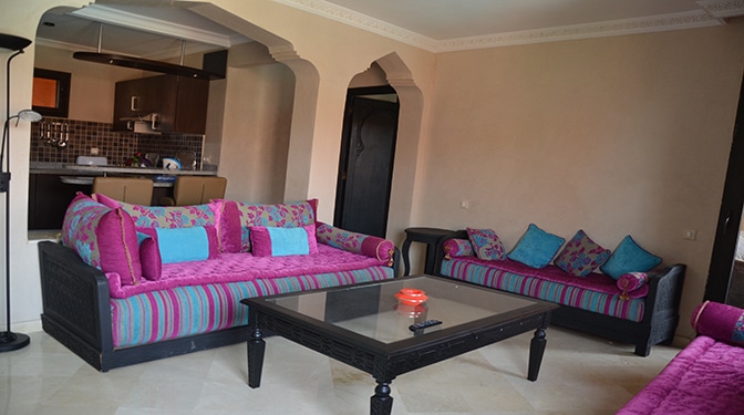 Location longue durée appartement avec piscine