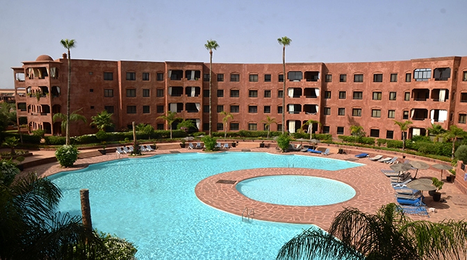 Location longue durée appartement avec piscine