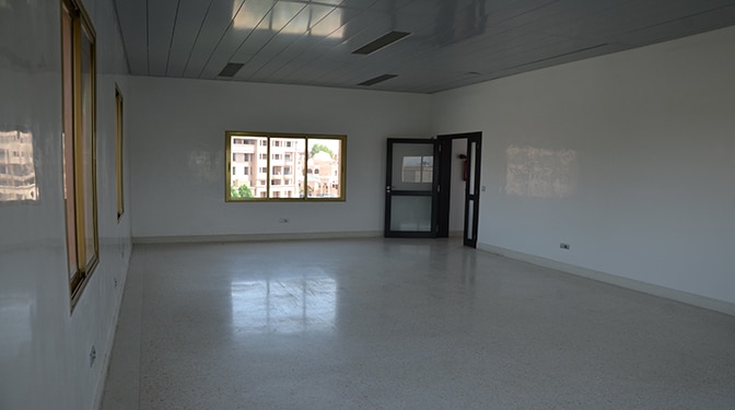 Commercial Space for Long-term Rental in Hivernage