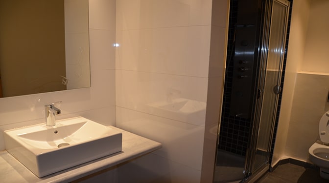 Location Appartement vide avec terrasse