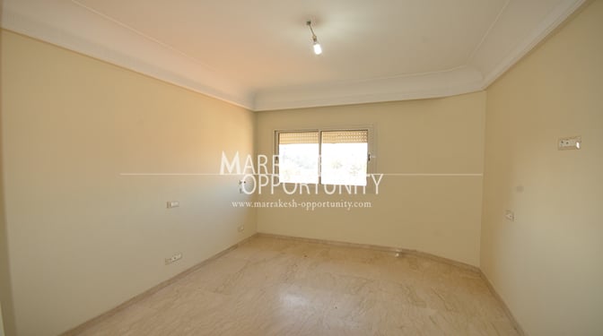 Unfurnished Apartment for Sale in Gueliz