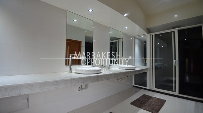 Location villa moderne au quartier résidentiel Targa