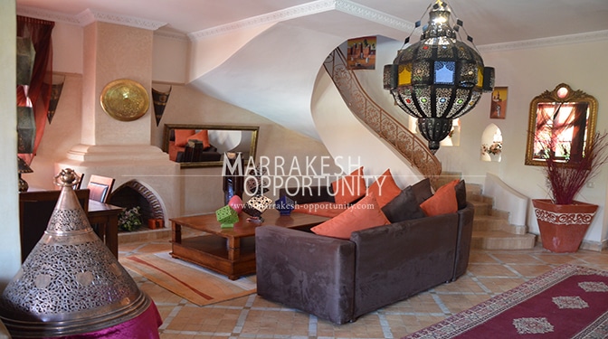 Location villa avec piscine à la palmeraie