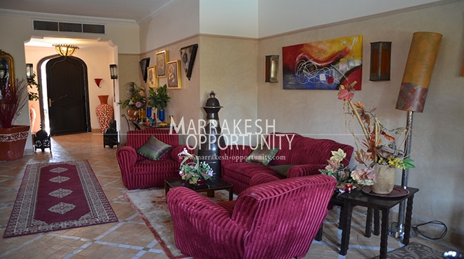 Location villa avec piscine à la palmeraie