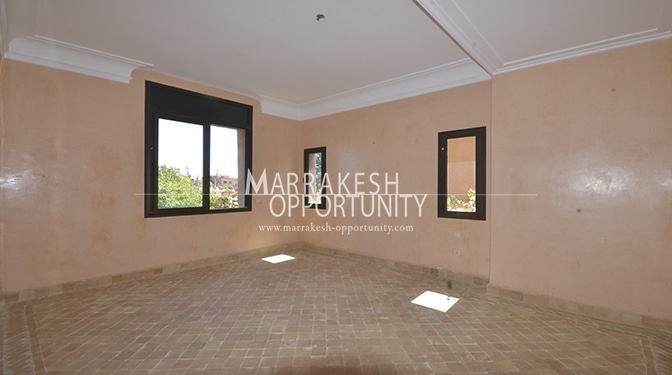 Location petite villa vide au quartier résidentiel targa