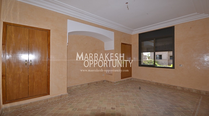 Location petite villa vide au quartier résidentiel targa