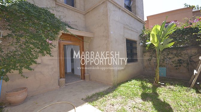 Location petite villa vide au quartier résidentiel targa