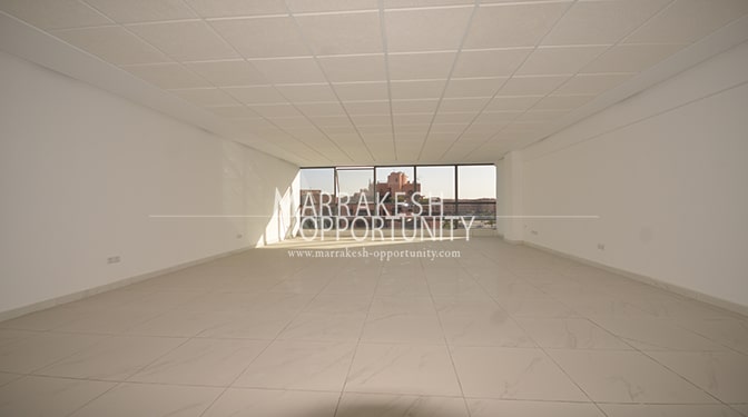 Location bureau moderne situé au cœur du centre