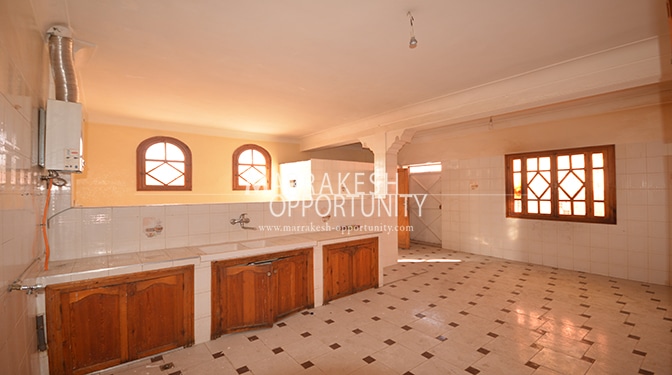 Location étage villa vide