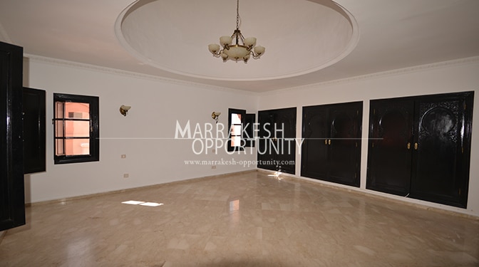 location Villa parfaitement située au quartier la Palmeraie