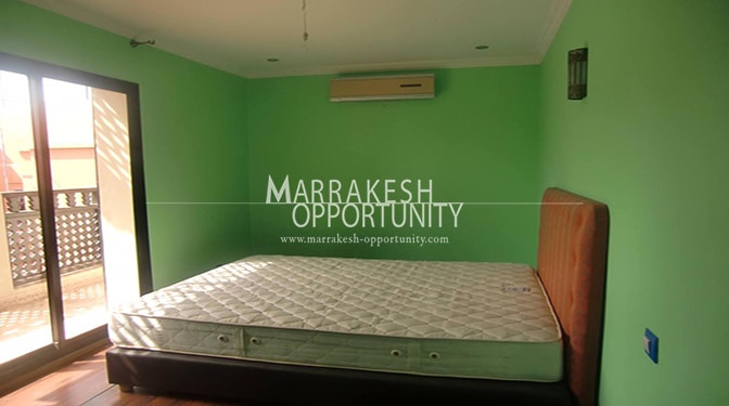 Jolie villa à louer avec piscine su boulevard Mohammed VI